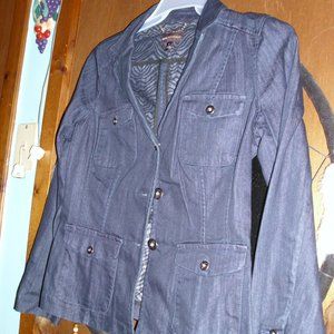 navy pic looks lighter jean jacket size 4